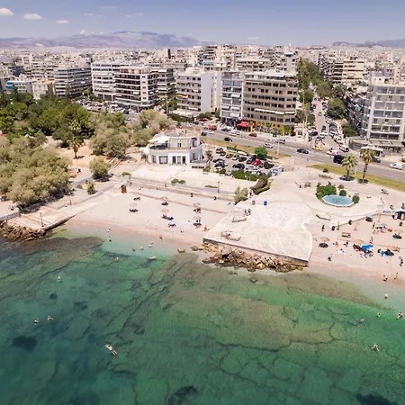 Luxury Seaside Next To Starbucks Opossite The Park Of Flisvos *